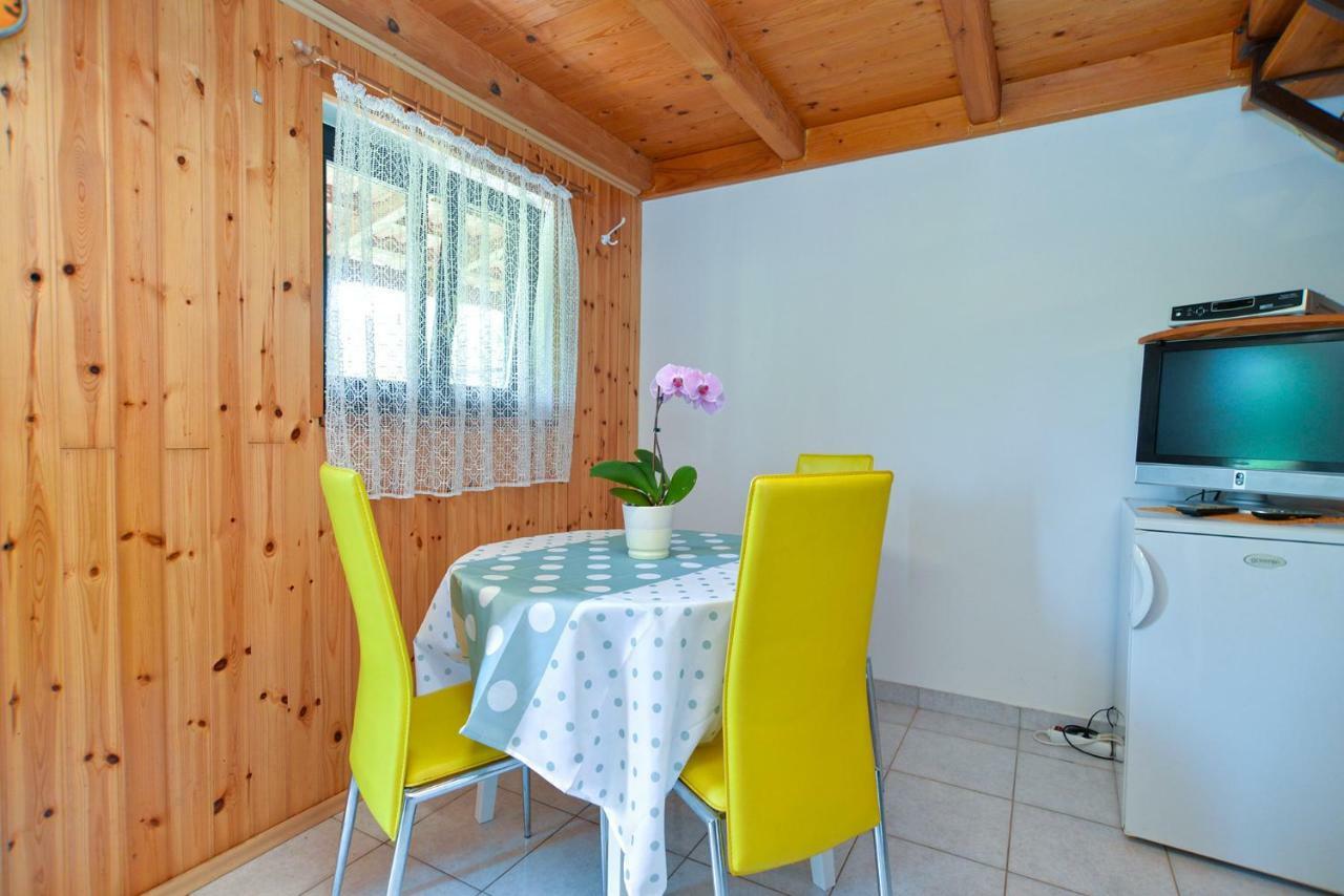 Apartment Mitar 1271 Fažana Buitenkant foto
